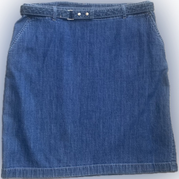 Ann Taylor chambray jean skirt with removable belt, size 12 - Picture 5 of 5